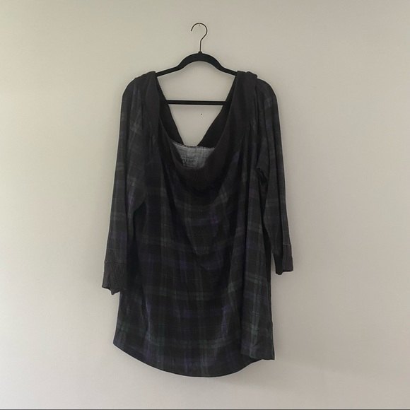 torrid Sweaters - Torrid Super Soft Plush Sweater Tartan Plaid Off the Shoulder Plus Size 4